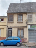 Maison à rénover à la vente
